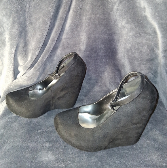 Soda Black Wedge Shoes - Picture 3 of 4